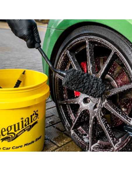 Meguiars Supreme abgewinkelte Felgenbürste (Mikrofaser) Meguiars Supreme abgewinkelte Felgenbürste (Mikrofaser)