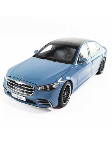 Mercedes S-Klasse 300SEL 6.3 (W109) 1969 PREMIUM COLLECTIBLES Maßstab 1:43