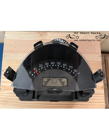 0010140V001000000, SPEEDO MPH INSTRUMENT CLUSTER. NAVIGATIONSYSTEM