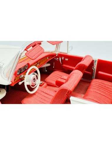 Mercedes-Benz 280 SE Année de construction 1967 blanc crème 1:18 Maisto