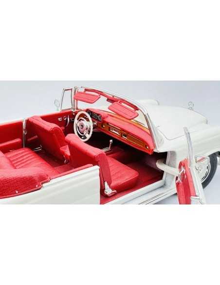 Mercedes-Benz 280 SE Baujahr 1967 cremeweiß 1:18 Maisto