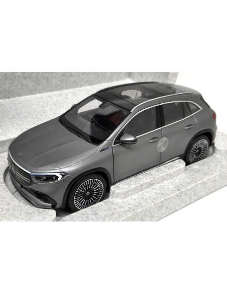 copy of EQA AMG Line Offroader 1:18 Modelo de coche H243 Colección original de Mercedes Benz