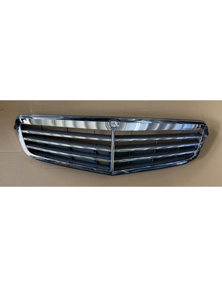 Embellecedor de parachoques original Mercedes-Benz parrilla delantera A2048801283