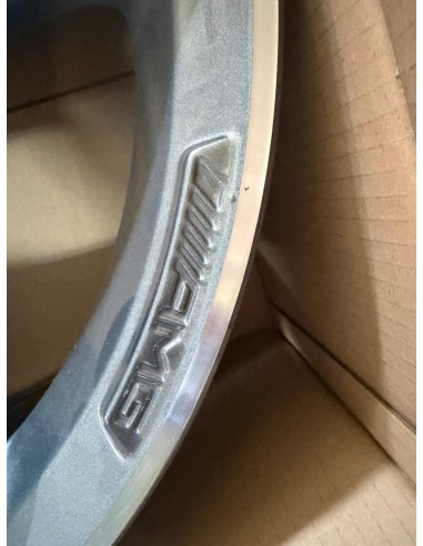 Roda de liga leve genuína Mercedes-Benz AMG de 18 polegadas – Classe E – A2124010300