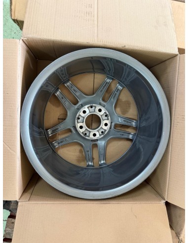 Roda de liga leve genuína Mercedes-Benz AMG de 18 polegadas – Classe E – A2124010300