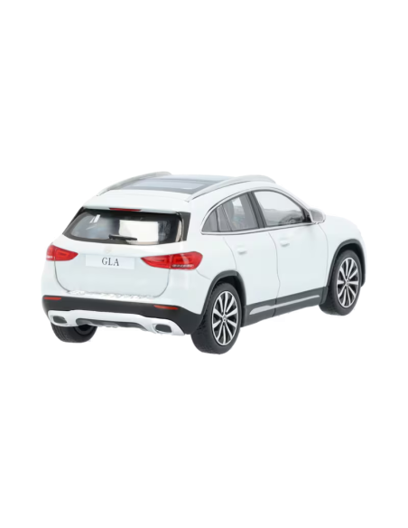 Mercedes-Benz GLA, SUV, Progressive Line (H247), Digitalweiß, Baujahr 2020