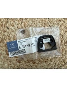 Genuine Mercedes-Benz A2038230811 Retaining Plate – New OEM Part 2