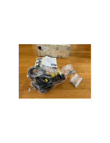 Genuine Mercedes-Benz Water Pump & Thermostat Assembly A6512003900