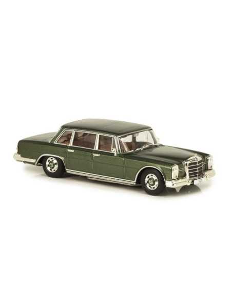 Mercedes-Benz Mercedes Benz 600 (W100) da collezione verde metallizzato scala 1:43 Mercedes-Benz Mercedes Benz 600 (W100) da collezione verde metallizzato scala 1:43